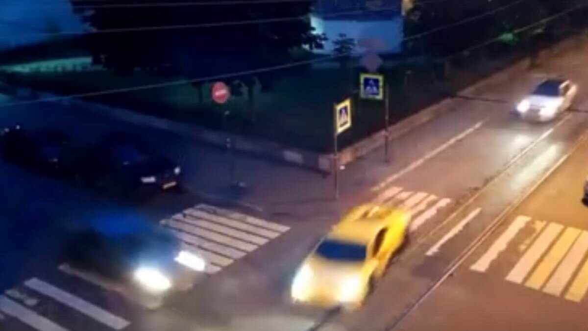 «Так выглядит боль»: Lamborghini не разъехался с Логаном
