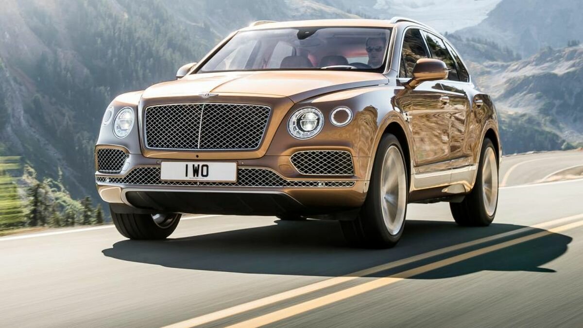 В России отзывают кроссоверы Bentley из-за дефектных ремней безопасности