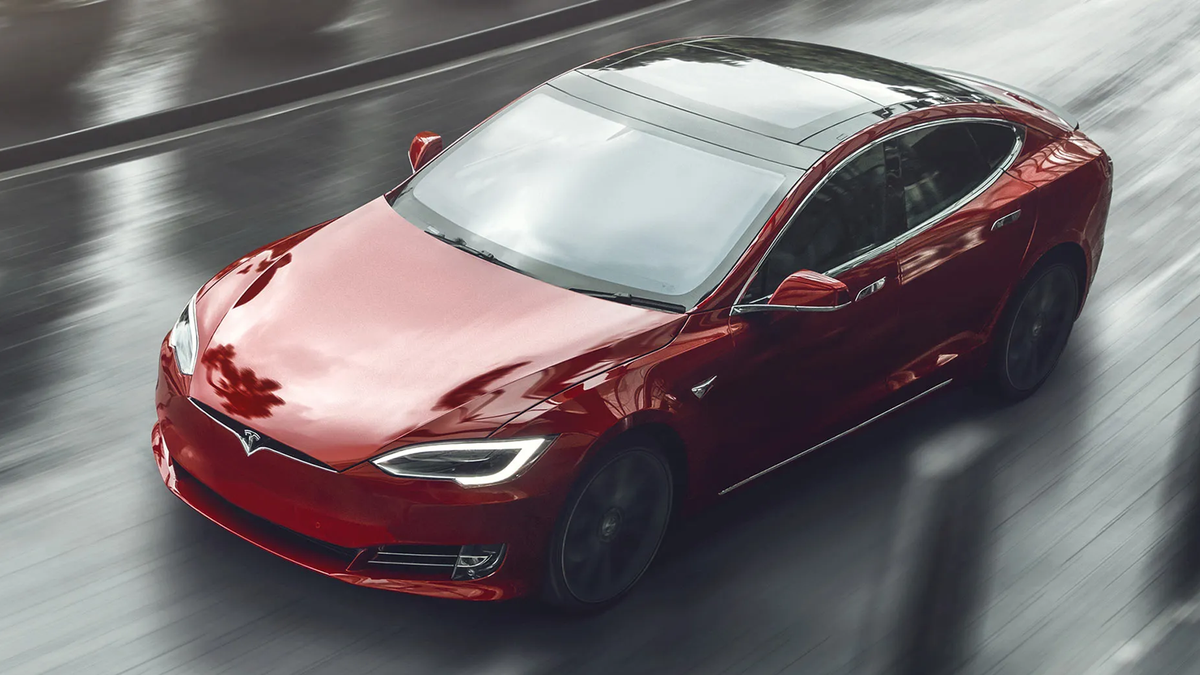Анонсирована 1100-сильная Tesla Model S Plaid — самый быстрый электрокар планеты