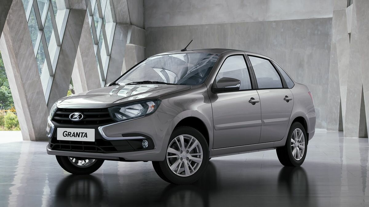 АвтоВАЗ лишил Lada Granta дорогих комплектаций с «роботом»