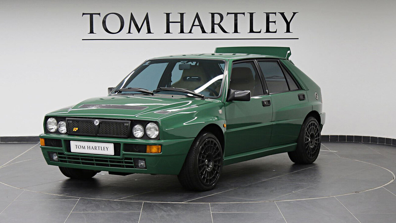 Легендарную Lancia Delta Integrale выставили на продажу. Она как новая