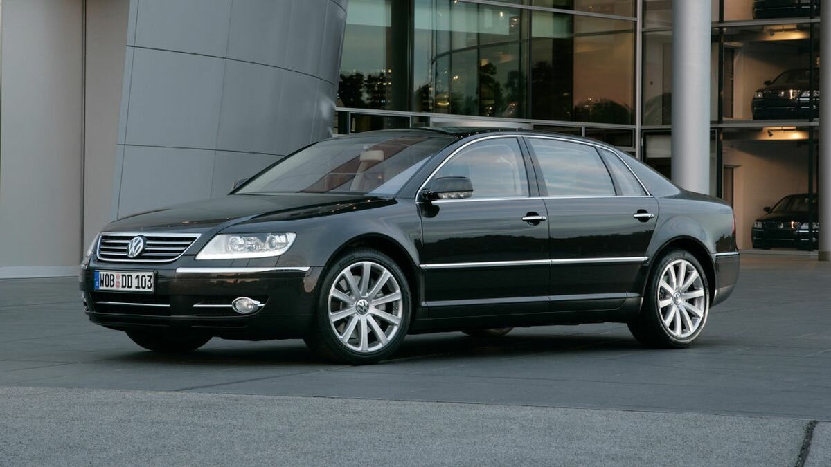 Volkswagen отозвал в России седаны Phaeton из-за опасных люков