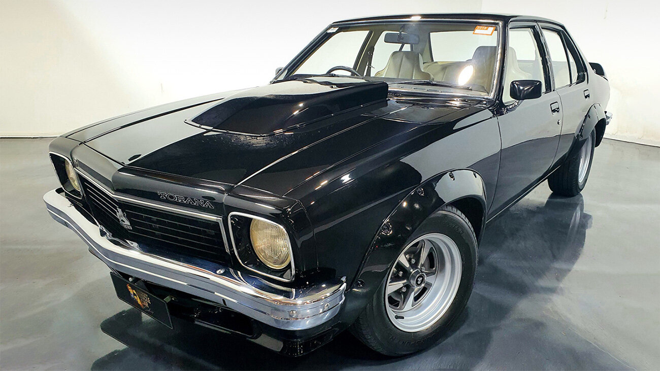 Редчайший седан Holden продают по цене трёх новых BMW M3