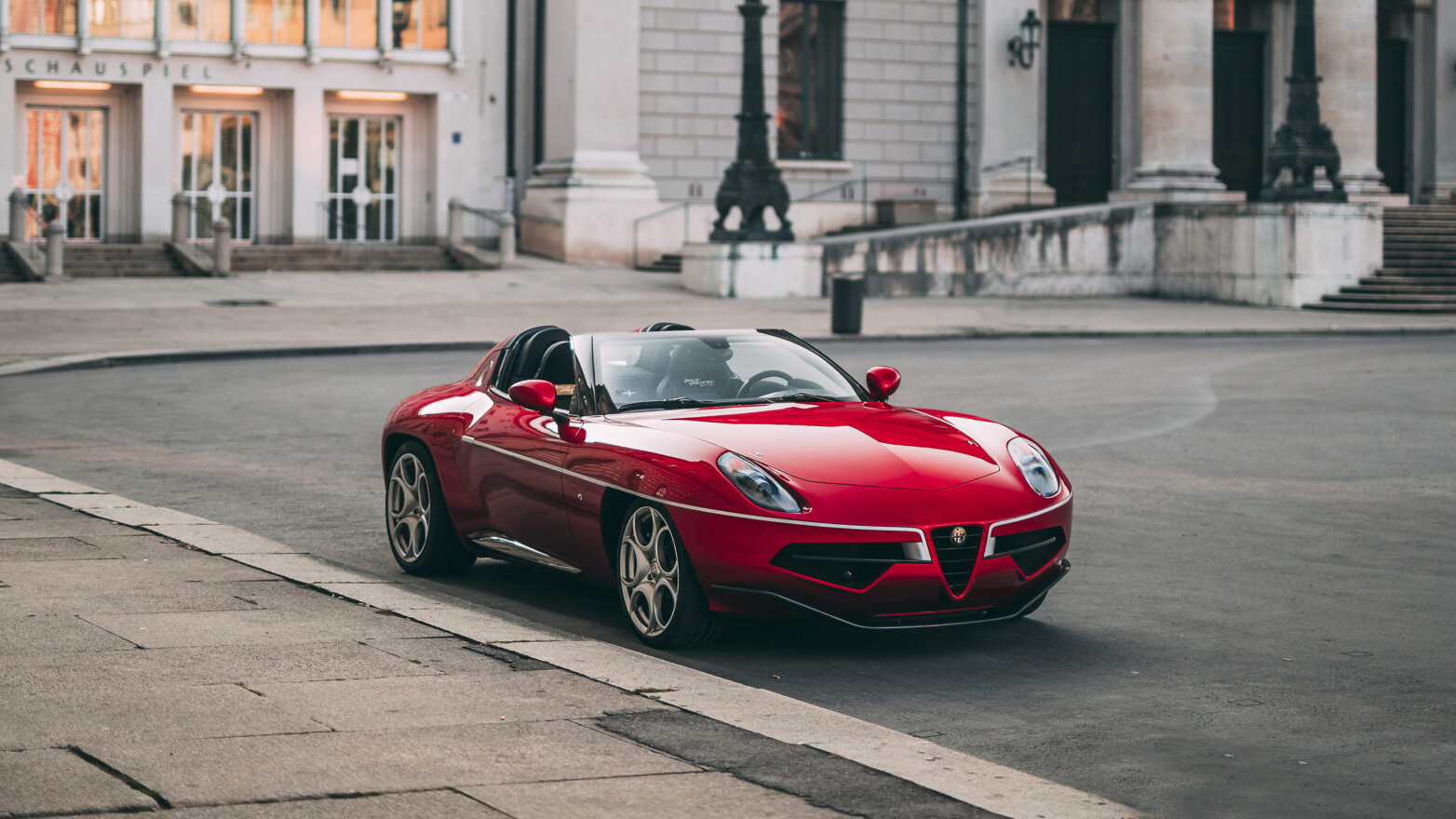 На продажу выставлен последний спайдер Alfa Romeo Disco Volante