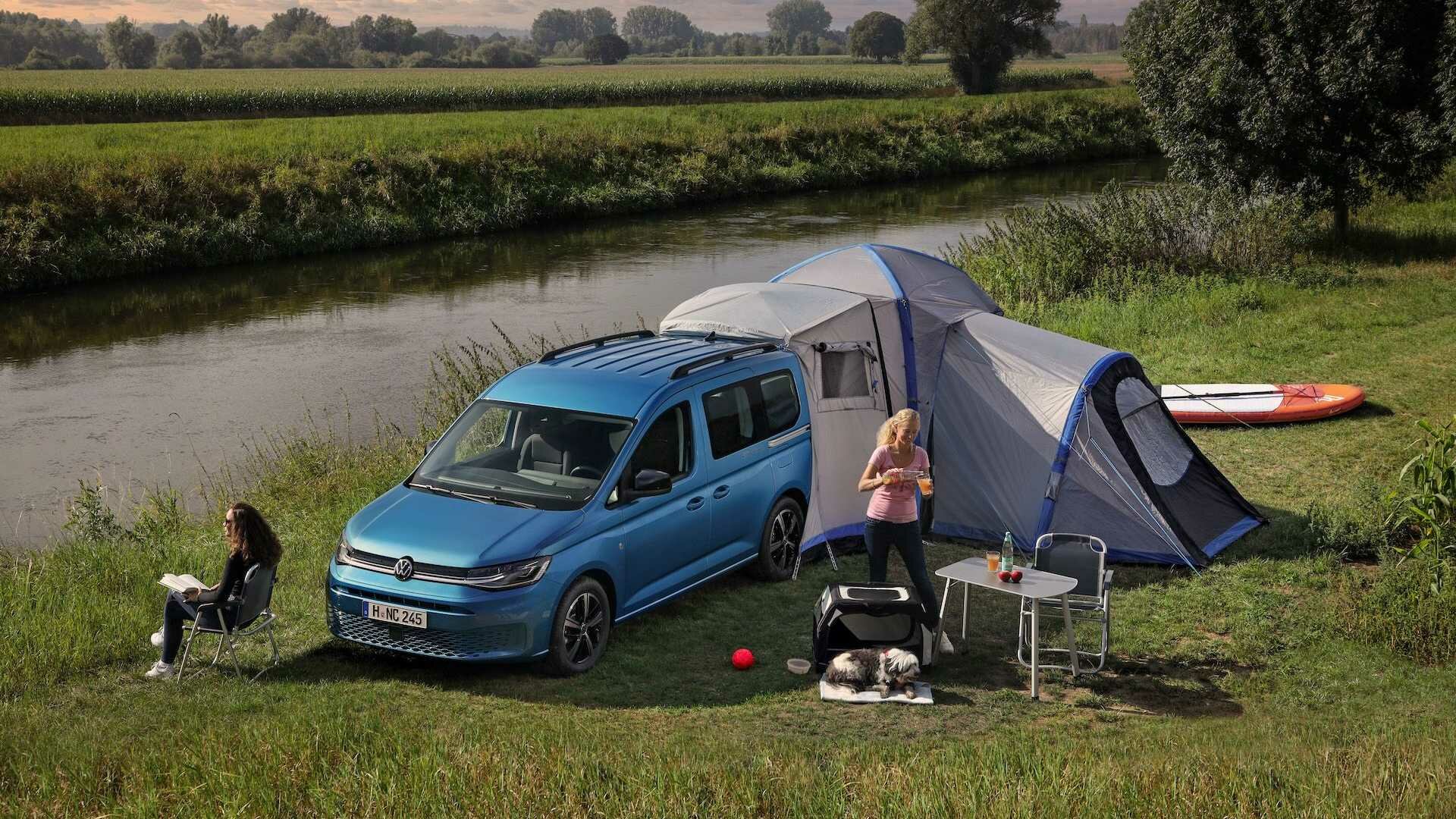 Новый VW Caddy для России: один мотор, два варианта длины и версия для путешественников
