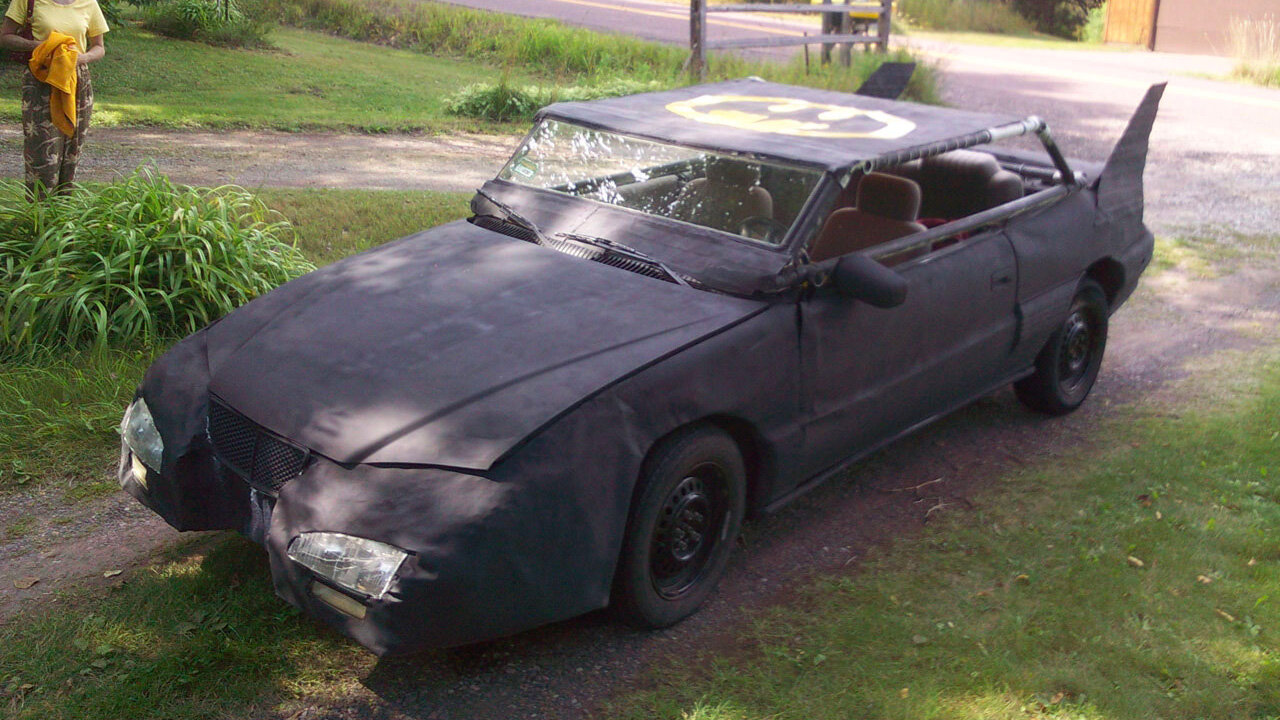 Дублёры: 10 жутких копий автомобилей из кино