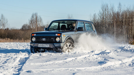 Я — легенда. Все плюсы и минусы Lada Niva Legend: подробный тест