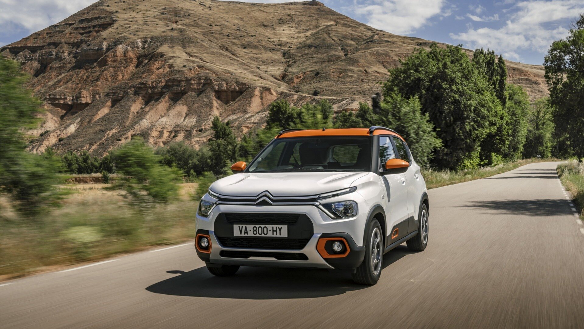 Компания Citroen показала самый доступный кроссовер — это особый C3 для Индии