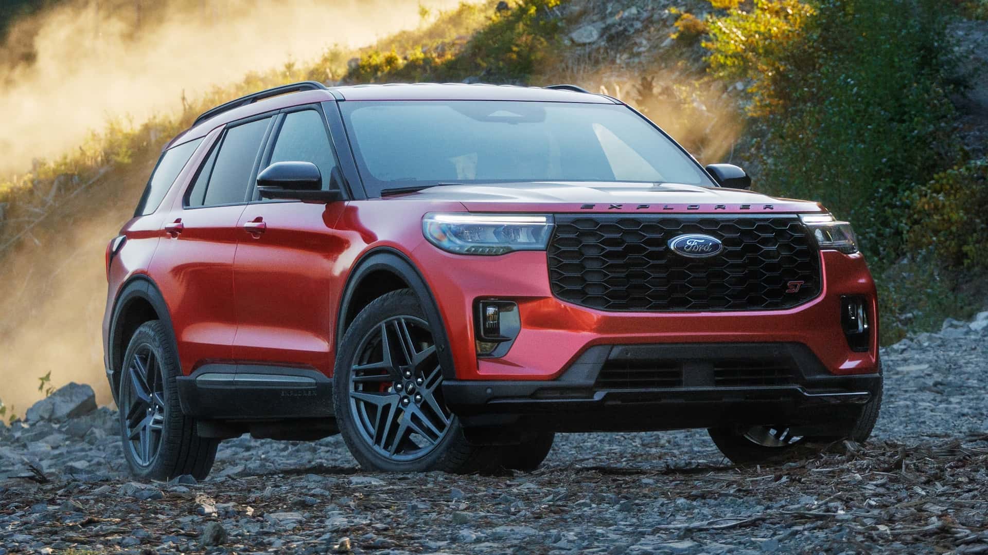 Американский Ford Explorer обновился снаружи и внутри и подорожал