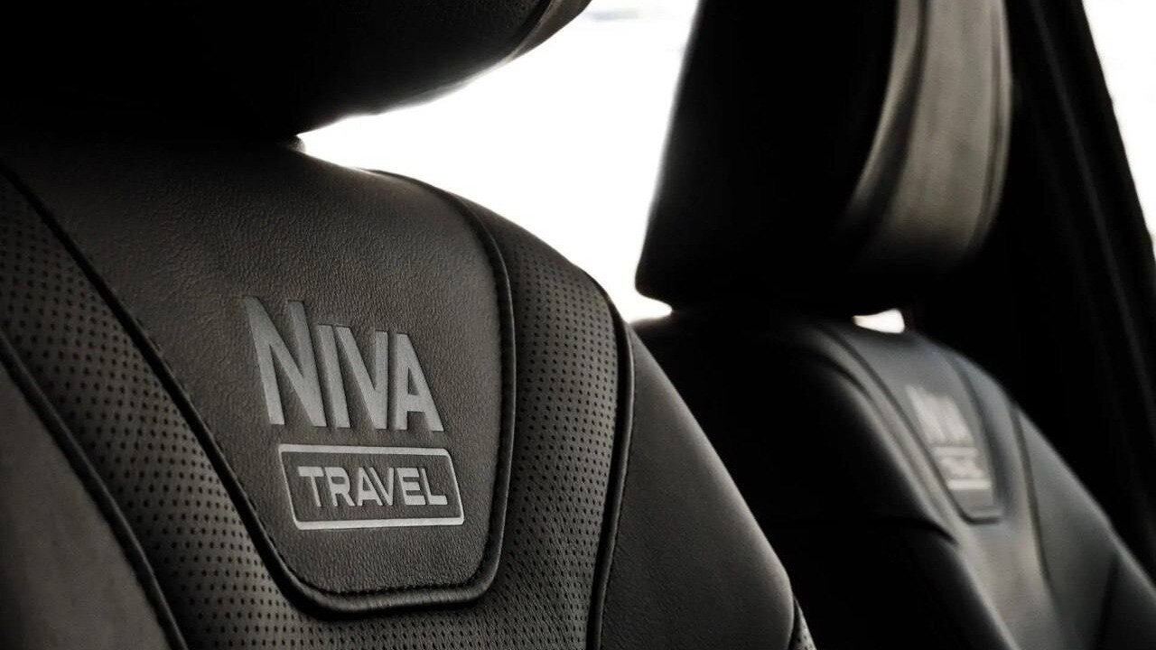 Ограниченная партия Lada Niva Travel получила кожаный салон: известна цена