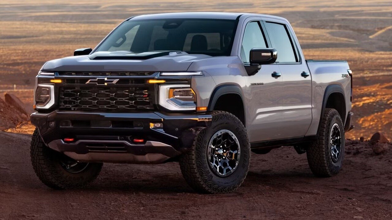 Пикапы Chevrolet Silverado 1500 нового поколения получили два свежих V8