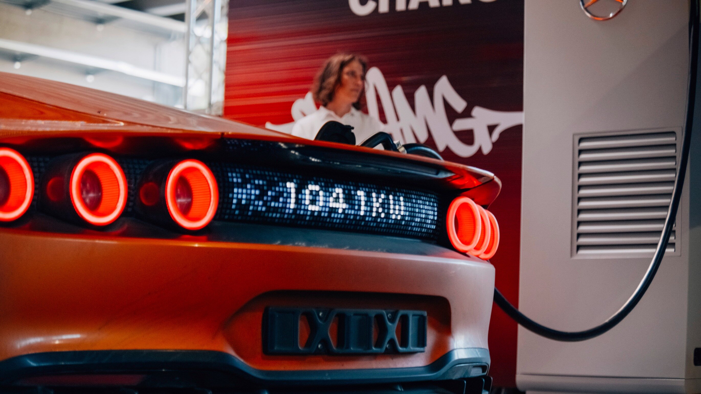 1041 кВт: Mercedes-AMG GT XX побил рекорд по мощности зарядки