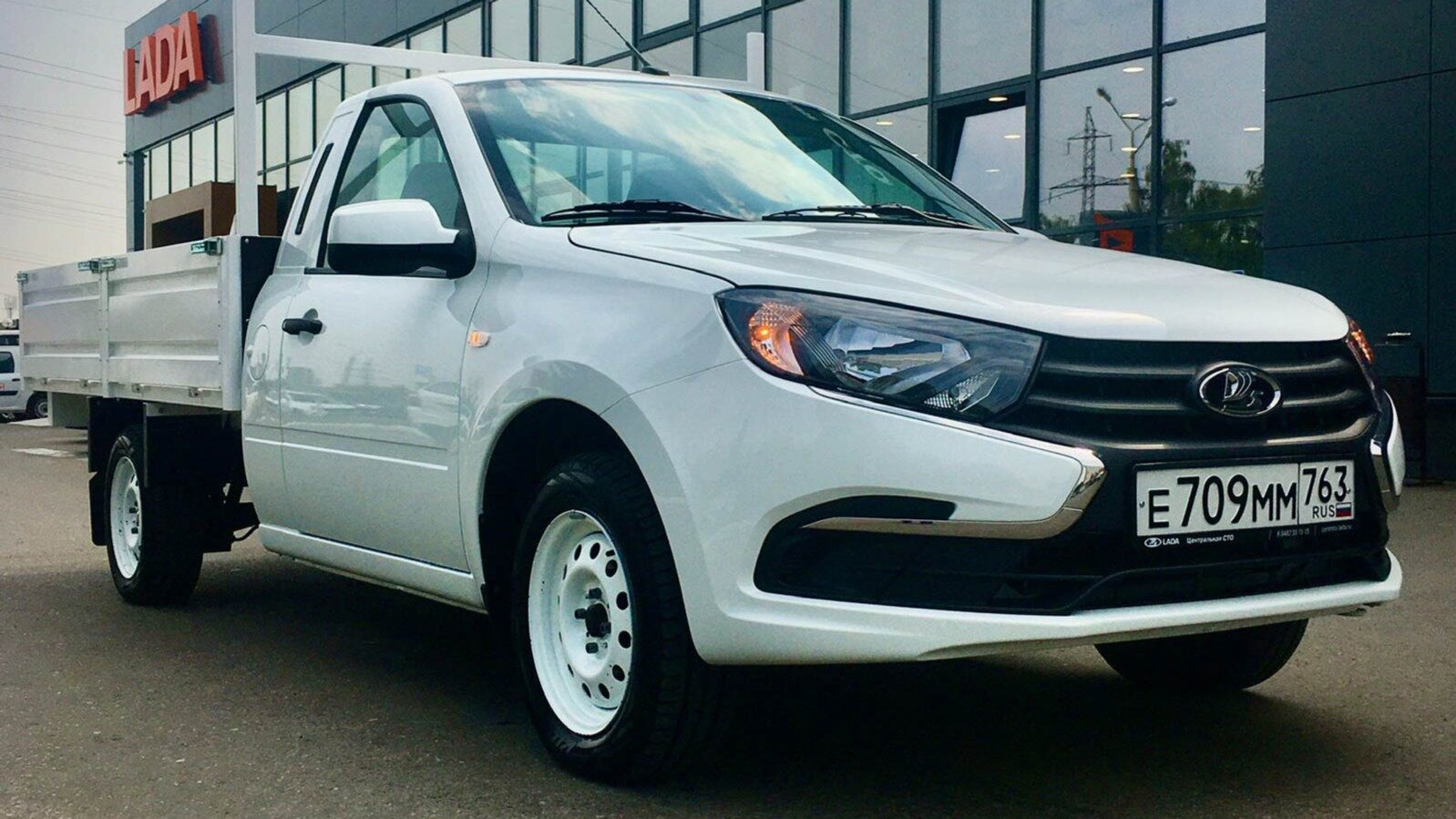 У пикапа Lada Granta появилась особо грузоподъёмная версия