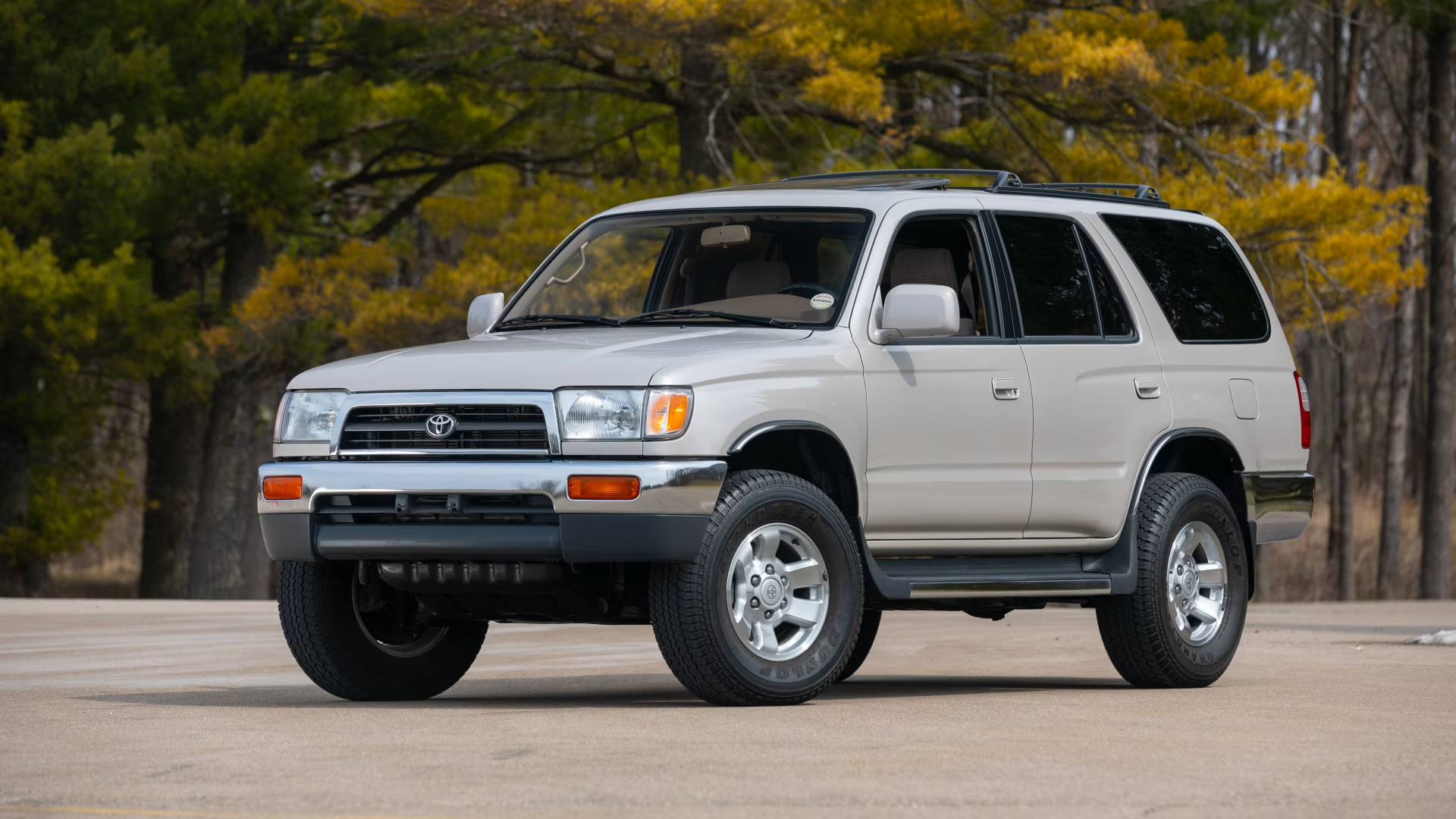 С молотка пустят 30-летний внедорожник Toyota 4Runner в состоянии нового