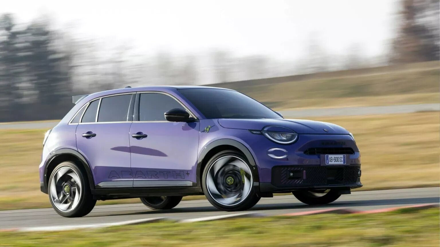 Представлен самый мощный Abarth в истории — 280-сильный 600е Scorpionissima