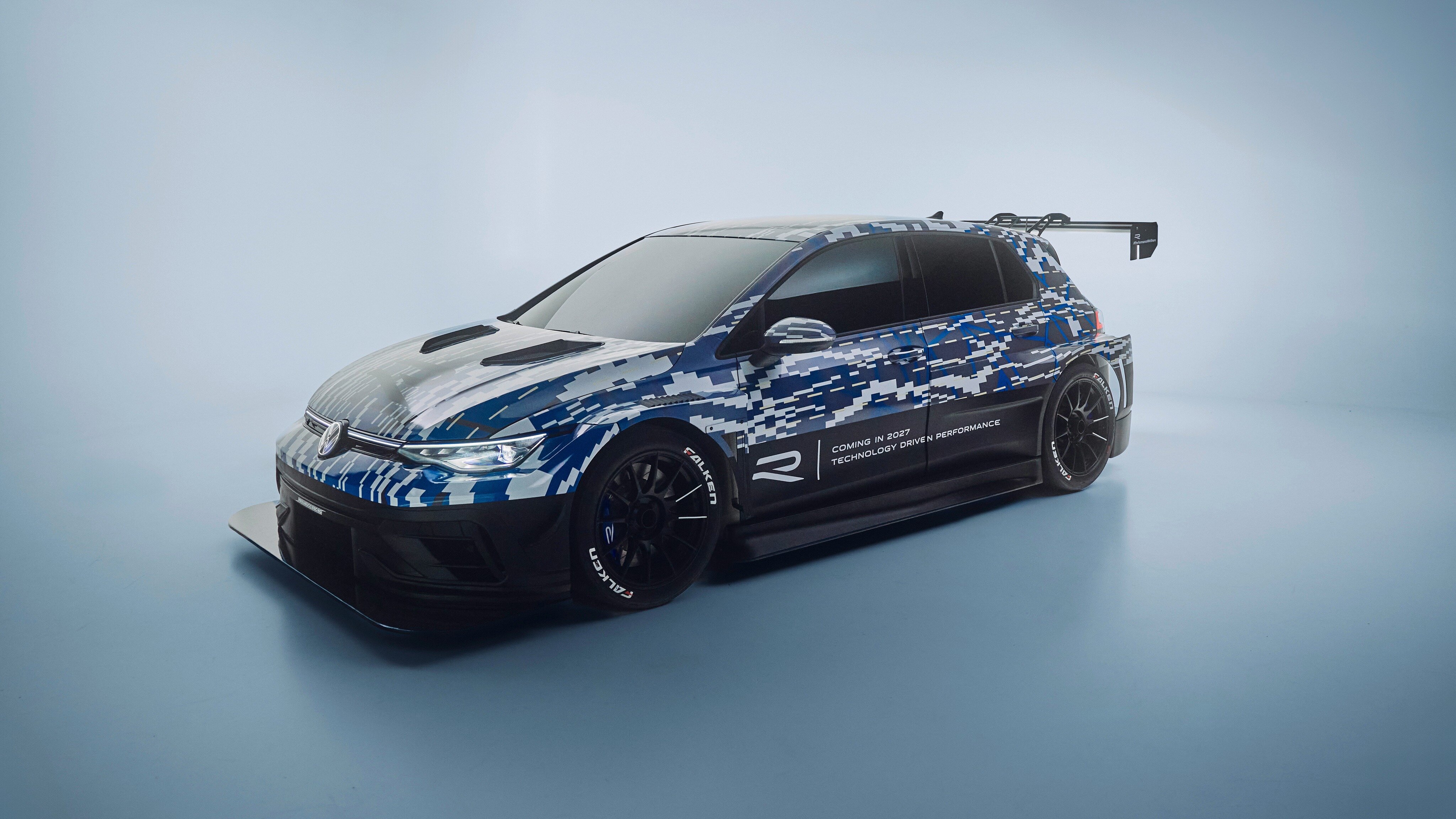 Volkswagen показал Golf R для «24 часов Нюрбургринга»