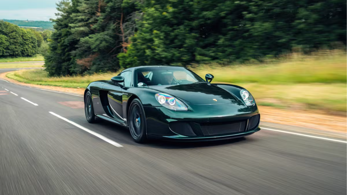 Уникальный Porsche Carrera GT, доработанный Zagato, выставили на торги