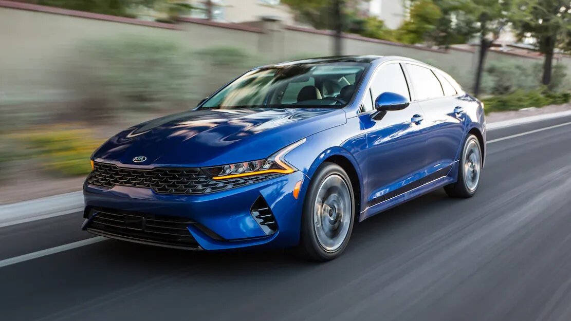 Kia может снять с производства K5 и Stinger