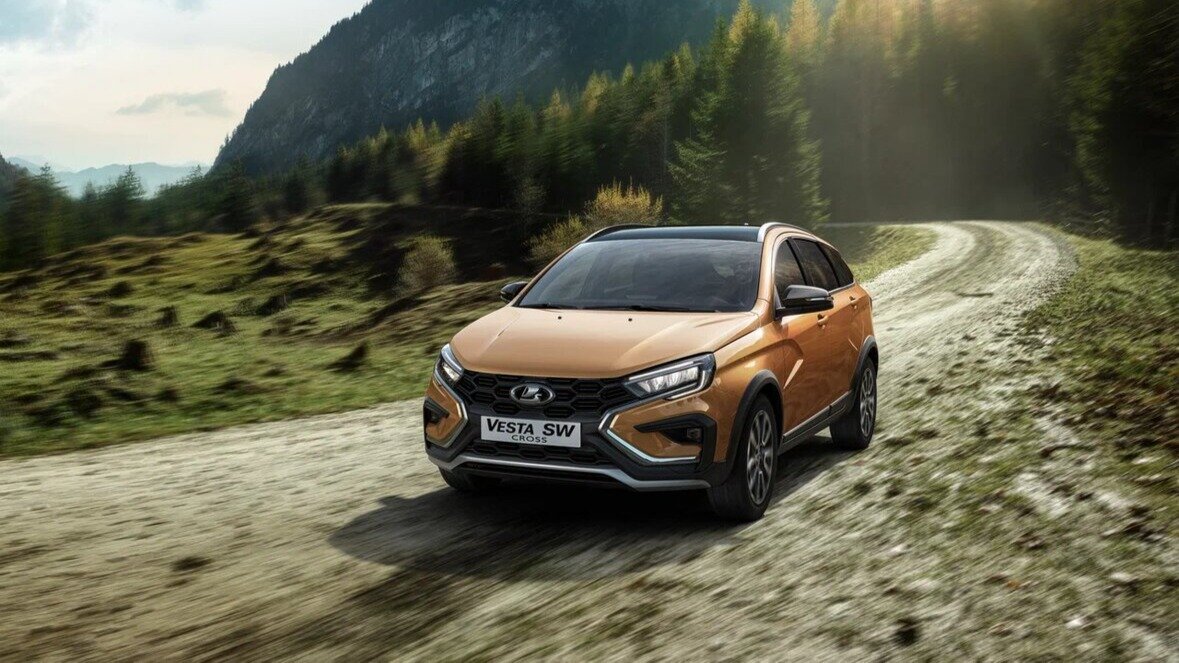 Запуск новой Lada Vesta отложили из-за проблем с качеством и комплектующими
