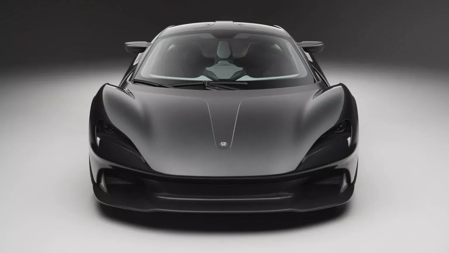 Фирма Lanzante показала суперкар, созданный в честь победного финиша McLaren F1 30 лет назад