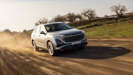 Первый тест Bestune T90: что он противопоставит Geely Atlas и Haval F7