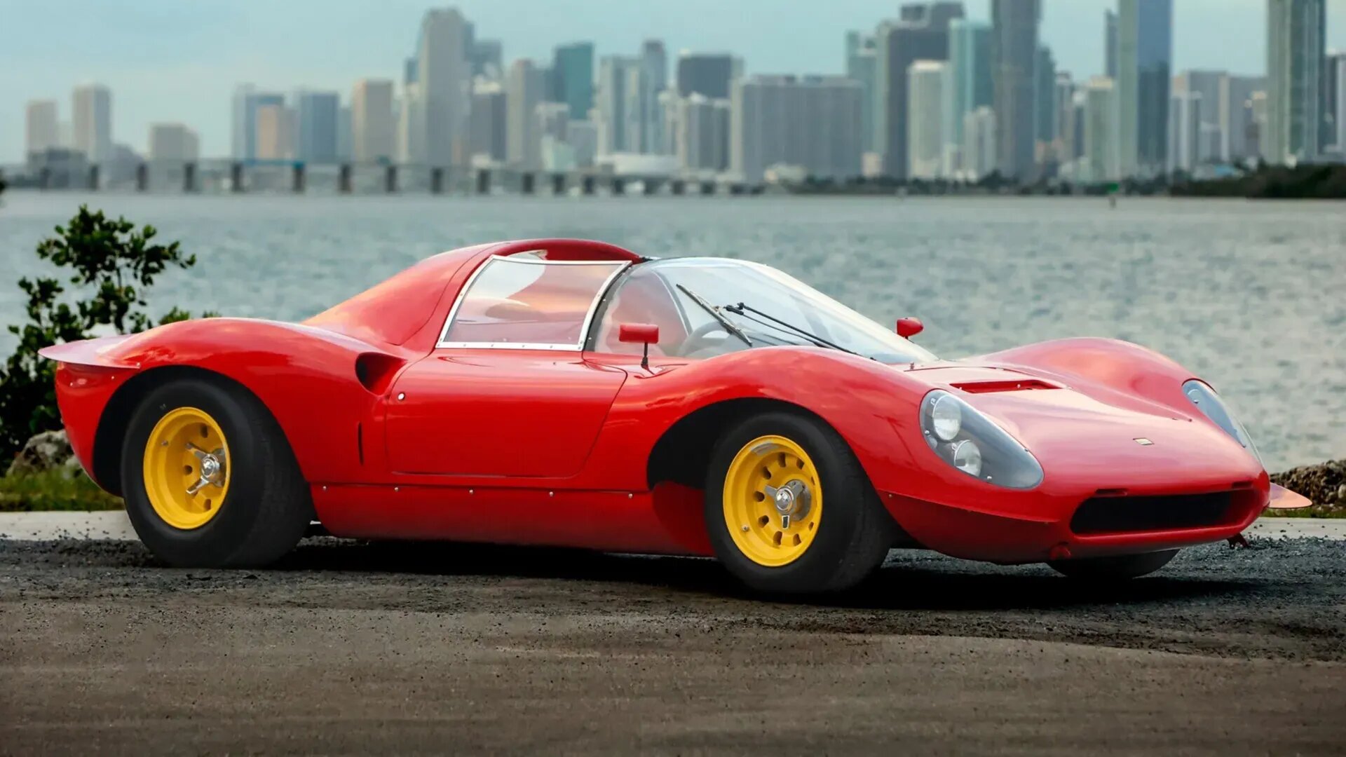 На аукцион выставят редчайшую Ferrari Dino: таких собрали всего две