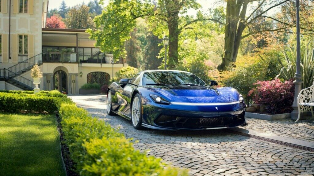 Гиперкар Pininfarina Battista получил спецверсию в честь экспериментальной Лянчи из 1950-х