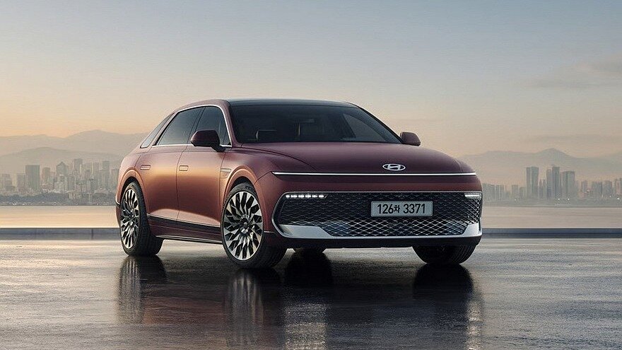 Флагманский седан Hyundai Grandeur обновился: у него новый салон