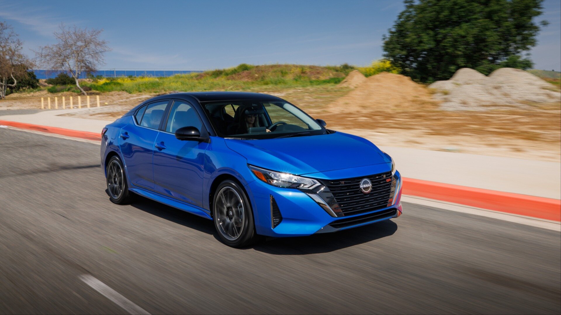 Nissan перенесёт производство доступного седана из Мексики в США из-за пошлин Трампа