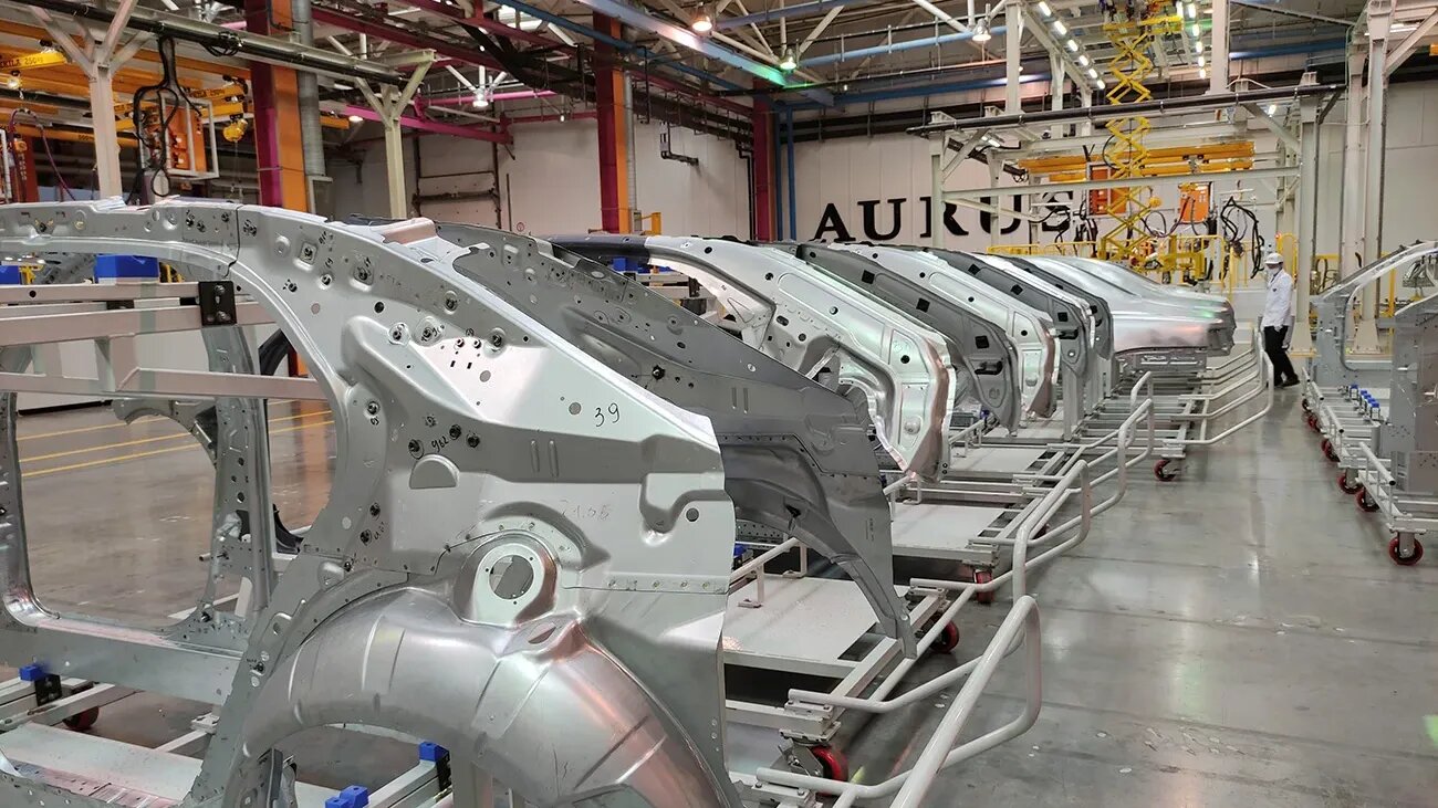 Aurus возобновил производство автомобилей для свободной продажи