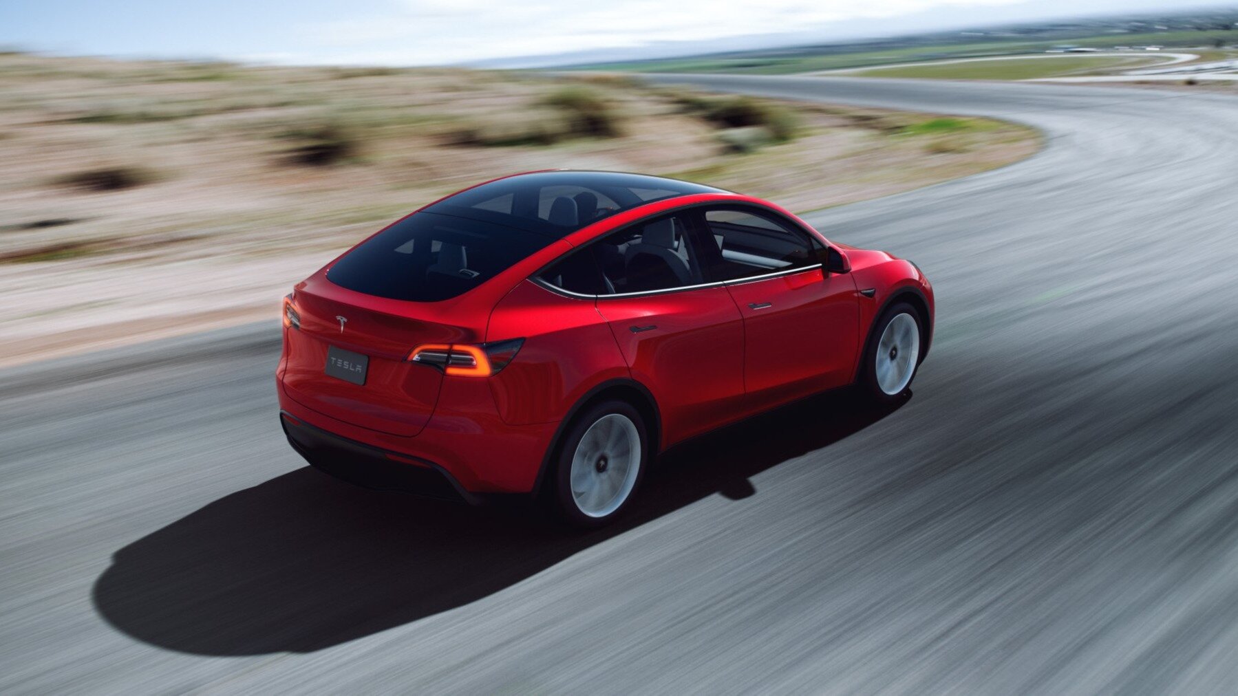 Электрокроссовер Tesla Model Y в Китае получил новую подвеску после жалоб покупателей