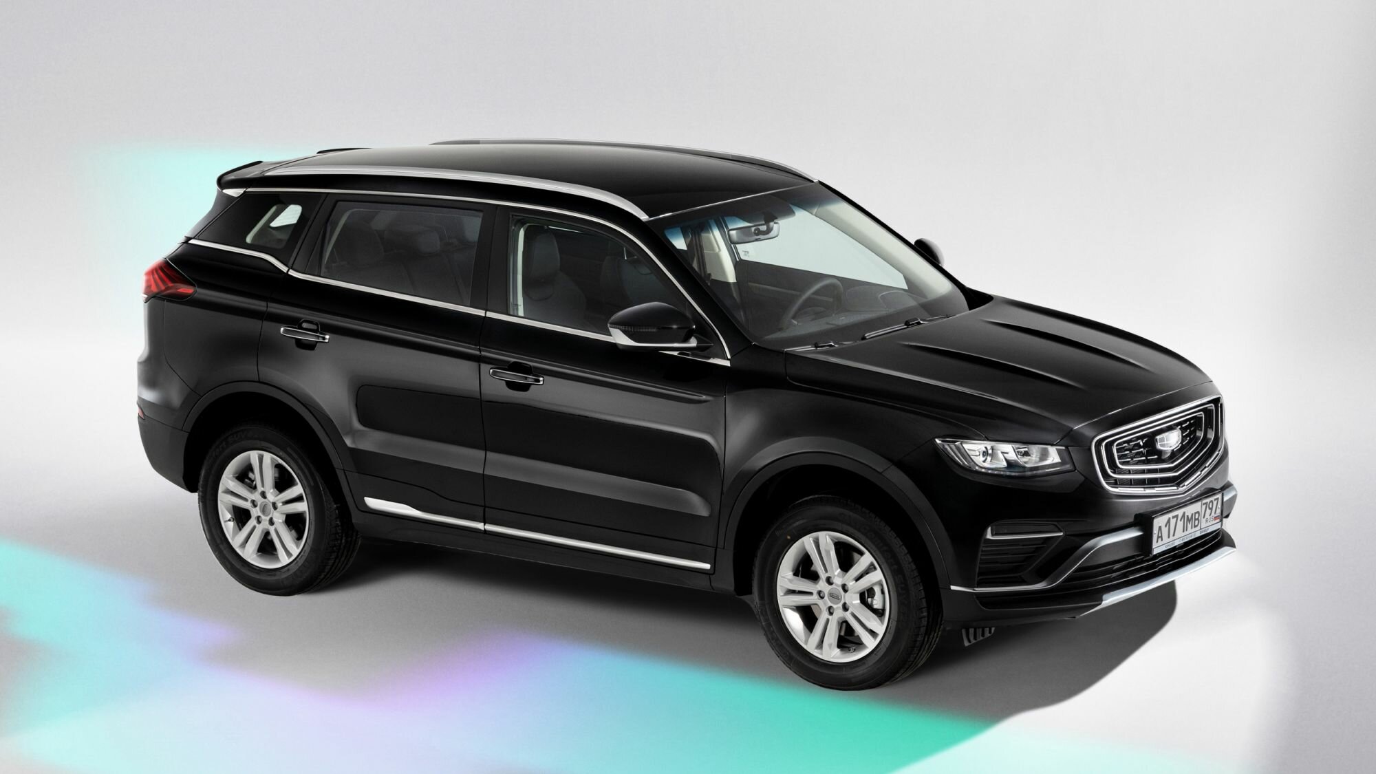 В подписке Яндекс Драйва появились кроссоверы Geely Atlas Pro и Coolray