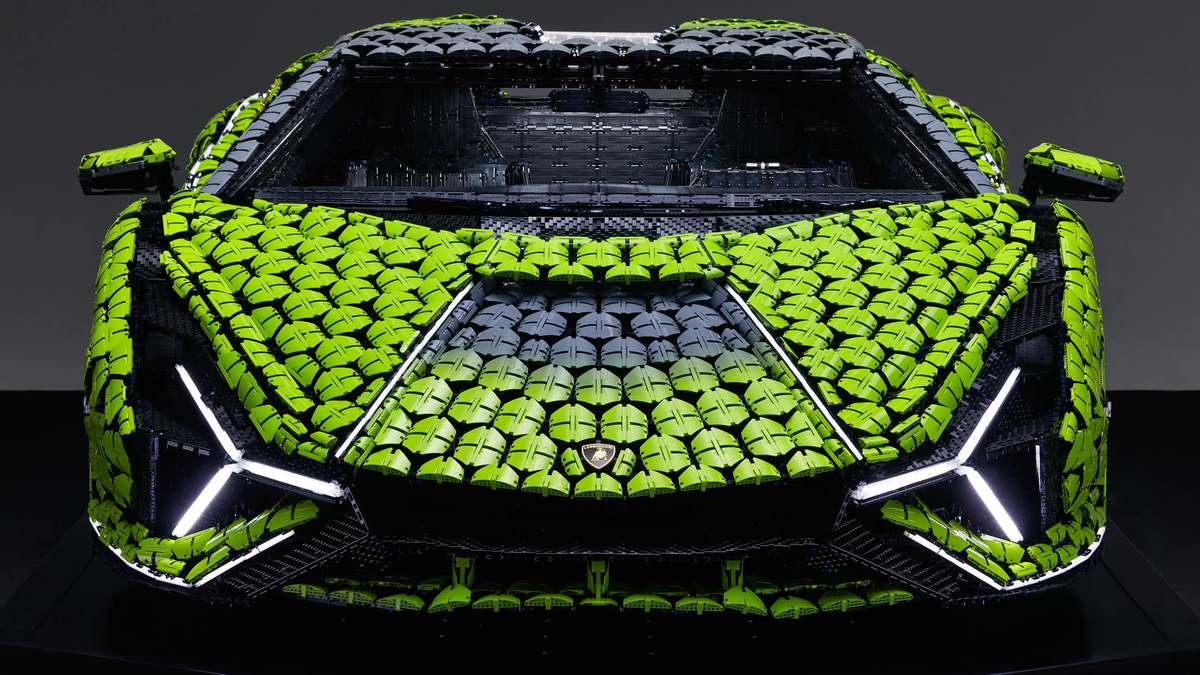 Посмотрите на Lamborghini Sian из Lego в натуральную величину — в нём 400 000 деталей