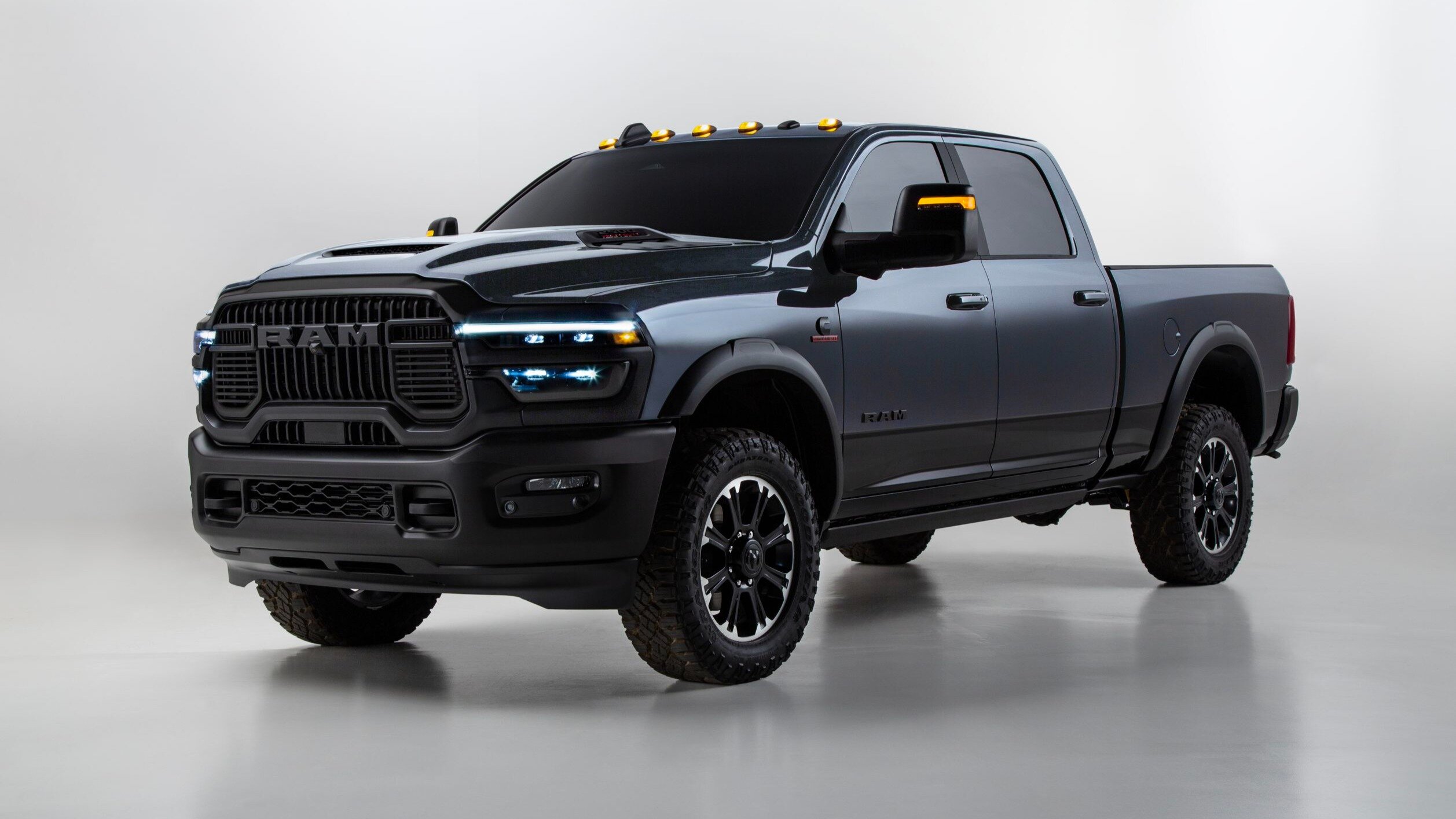 Тяжёлые пикапы Ram 2500 и Ram 3500 после обновления: первые фото