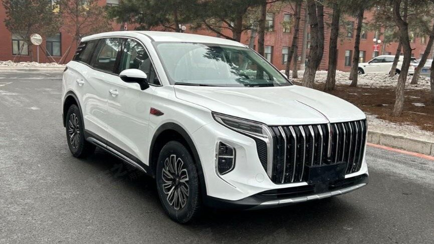 Рассекречены два новых кроссовера марки Hongqi, которую ждут в России