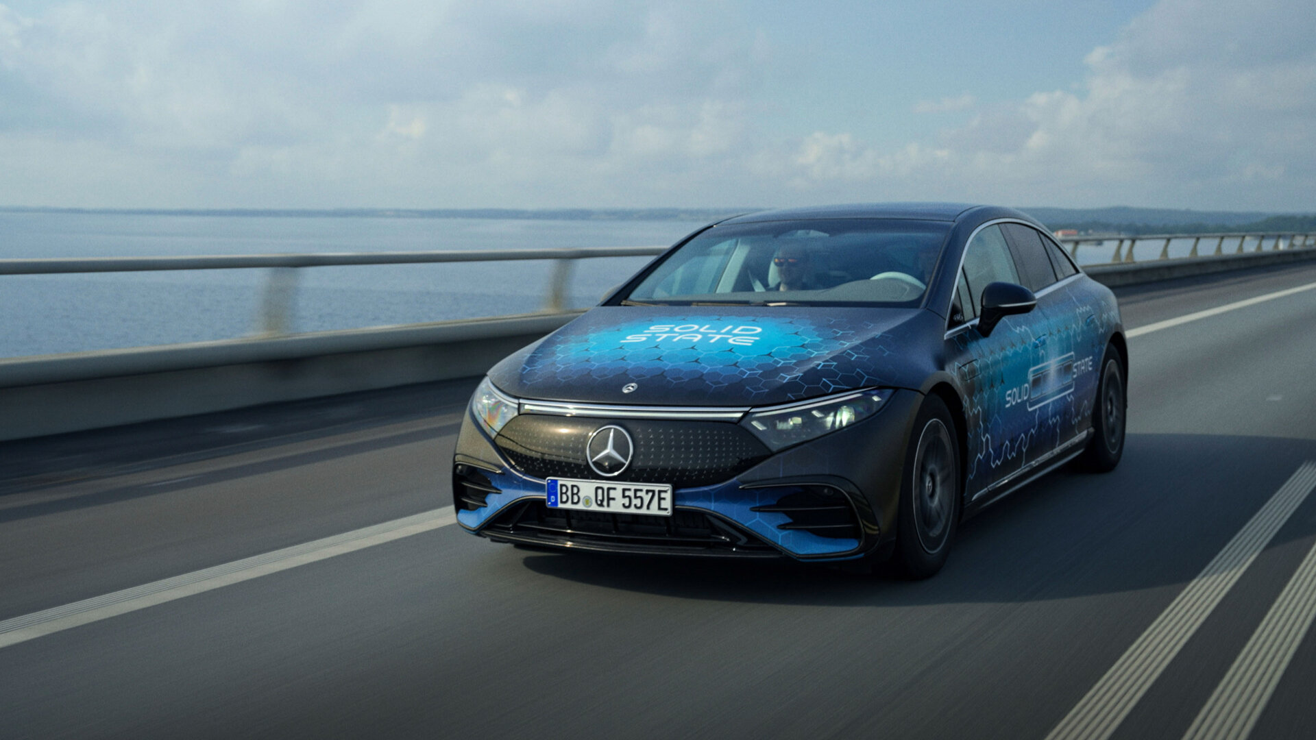Электрокар Mercedes-Benz с твердотельной батареей проехал через три страны без подзарядки