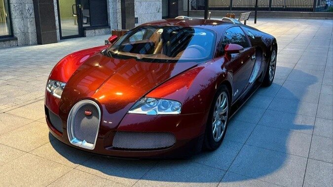 В Москве продают Bugatti Veyron за 185 миллионов рублей