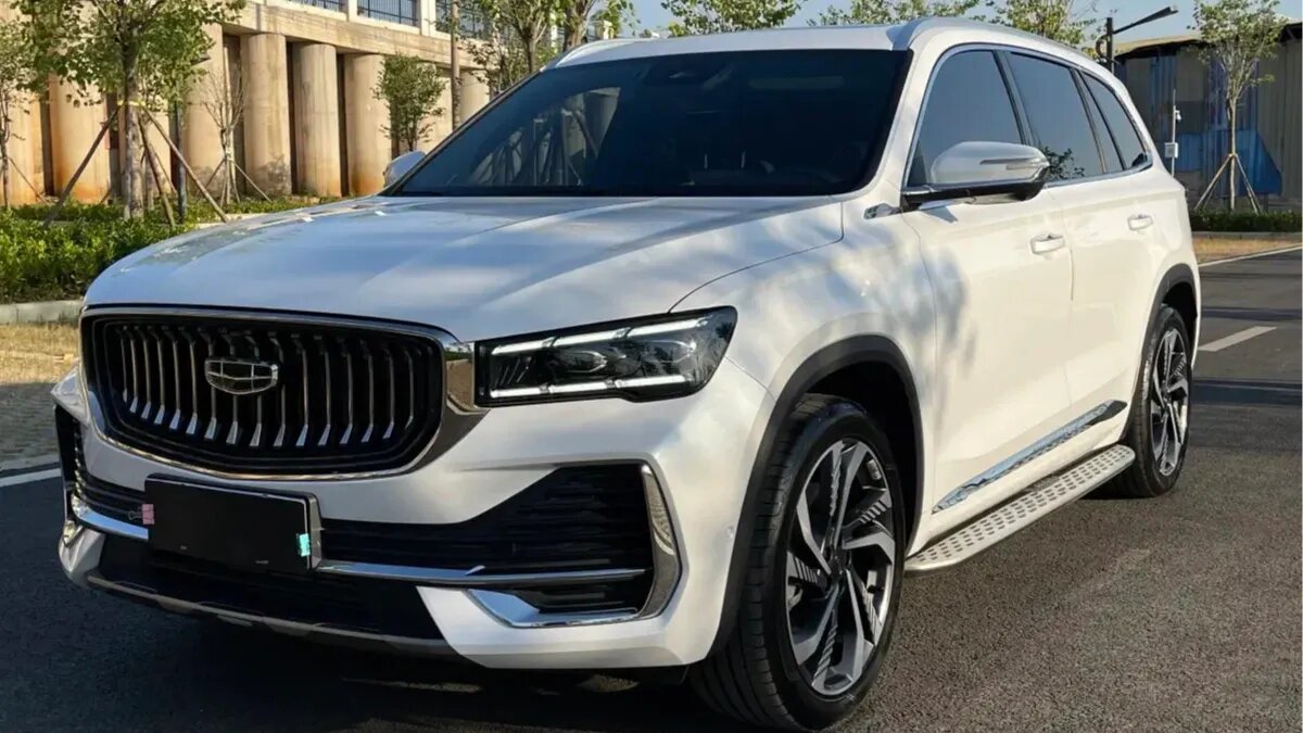 В России уже можно купить большой кроссовер Geely Monjaro: официально он не продаётся