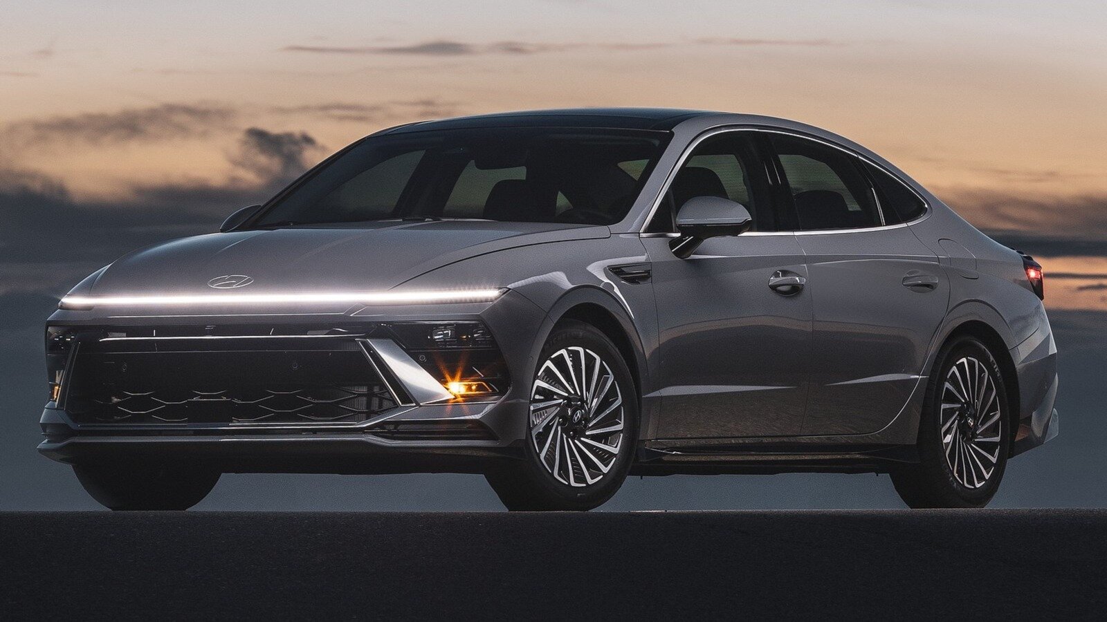 Рестайлинговый Hyundai Sonata в США стоит дешевле, чем в России «Москвич 6»