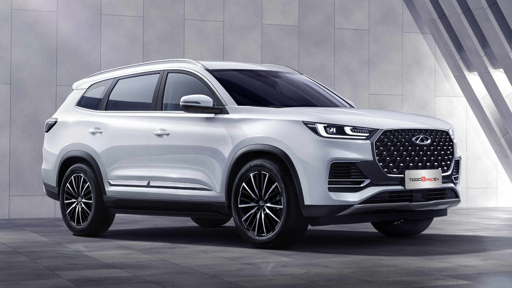 Chery привезёт в Россию кроссовер с расходом топлива 1 л/100 км