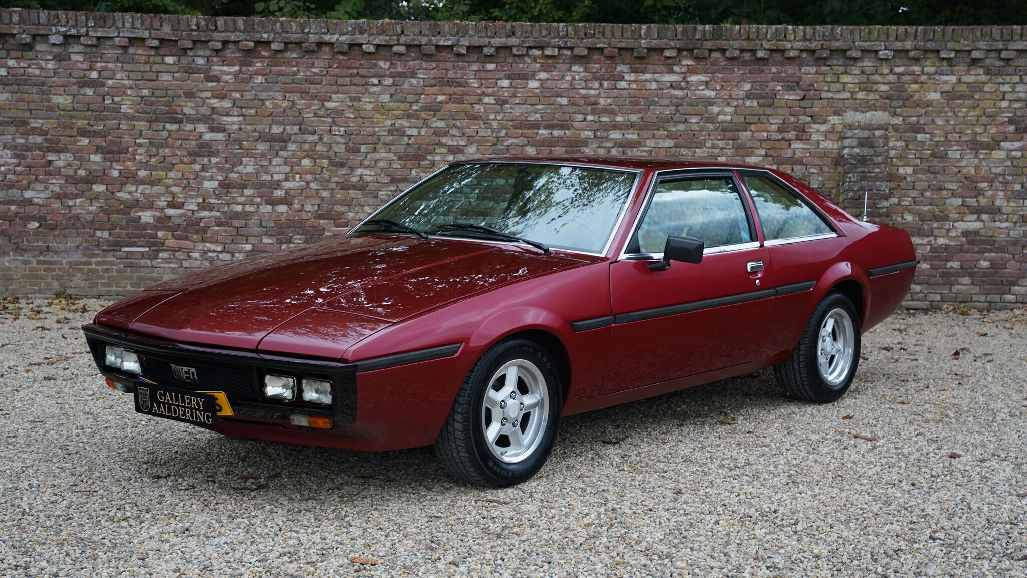 Редкую «немецкую Ferrari» из 1980-х выставили на продажу