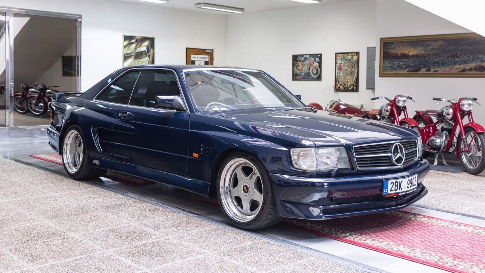 Один из сотни Mercedes-Benz 560 SEC от Koenig продадут на аукционе