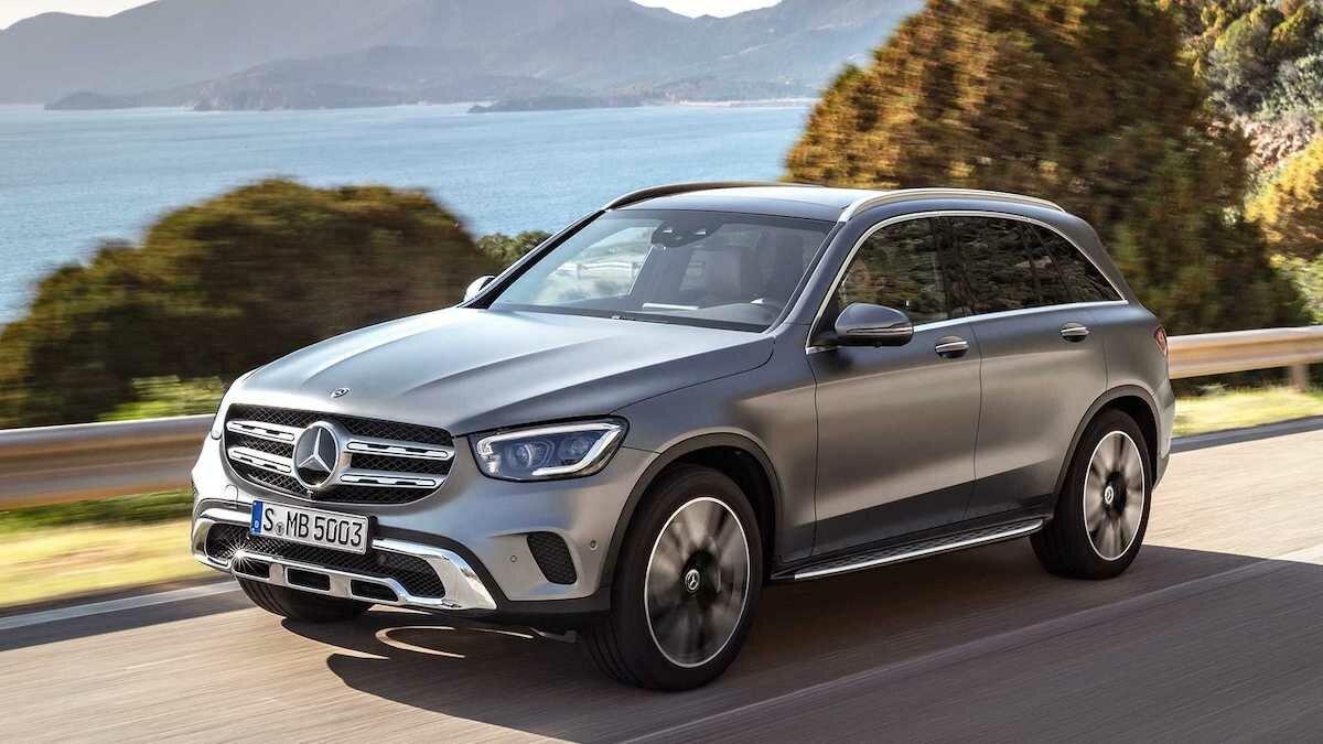 Кроссоверу Mercedes-Benz GLC обновили внешность и моторы