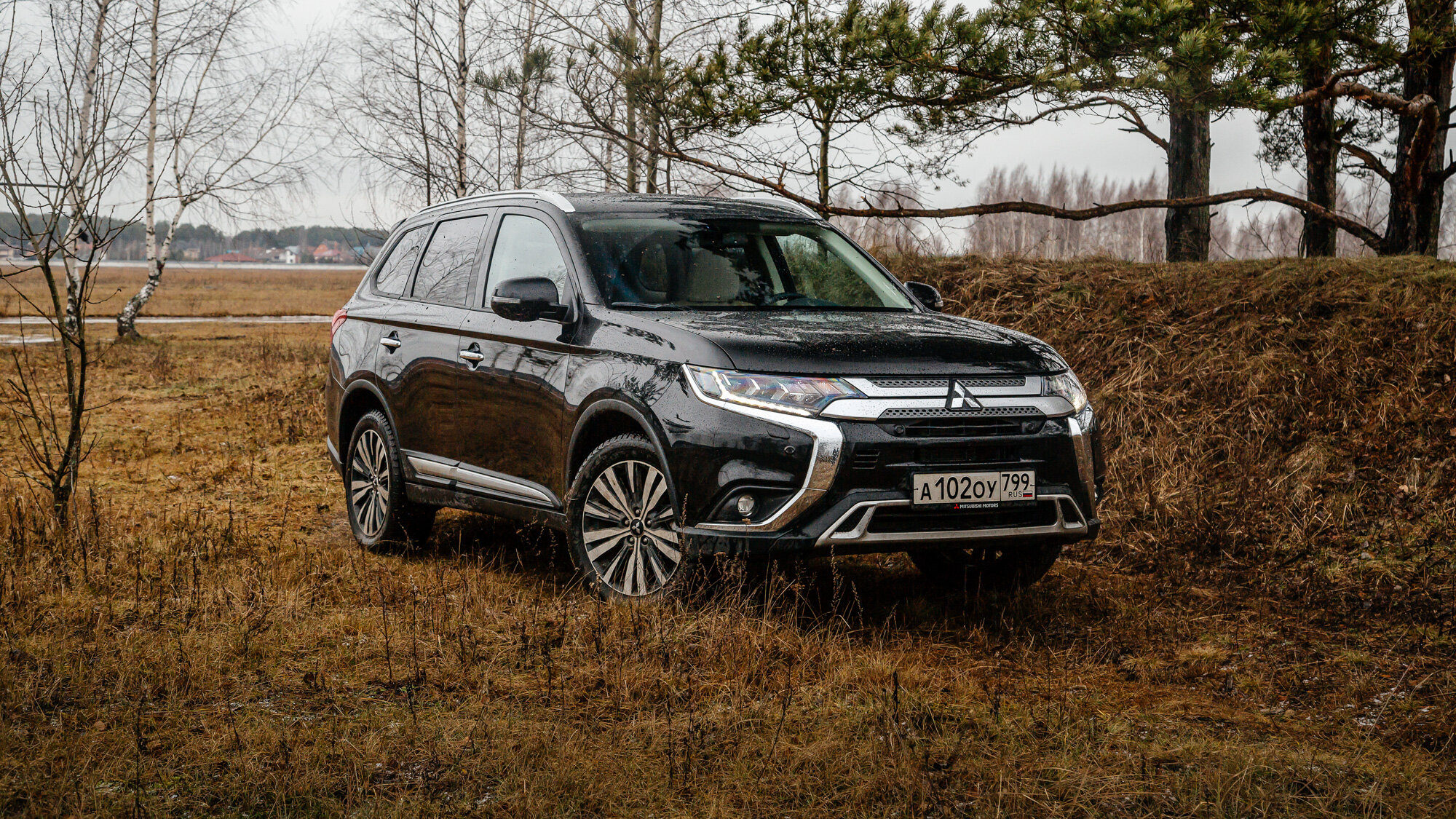 Бороздатая езда: подробный тест Mitsubishi Outlander