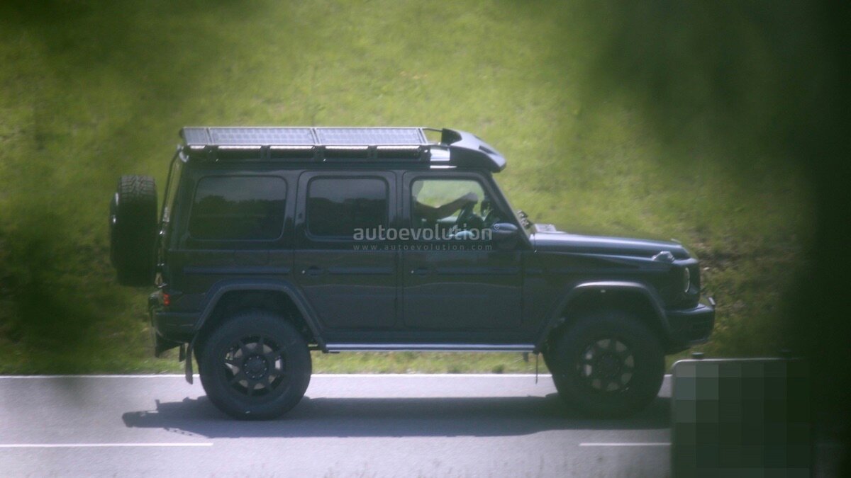 Mercedes-Benz готовит хардкорную версию 4×4² для нового G-класса