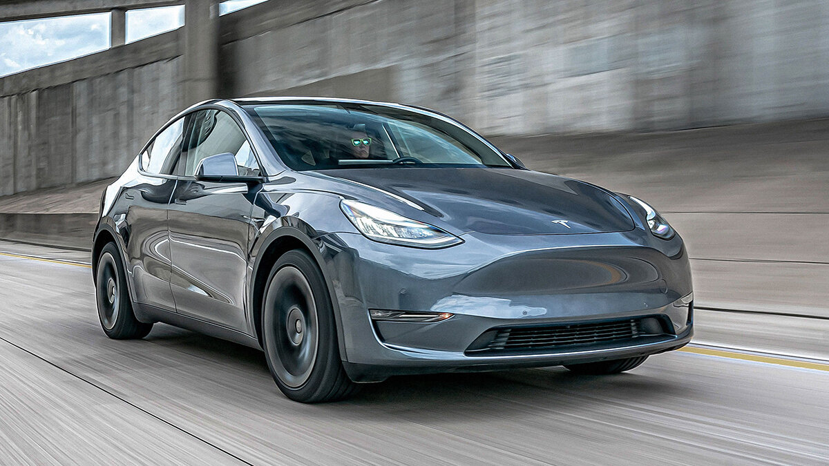 Кроссовер Tesla Model Y резко подешевел. И это только начало