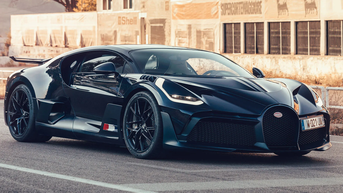 Компания Bugatti остановила разработку нового гиперкара