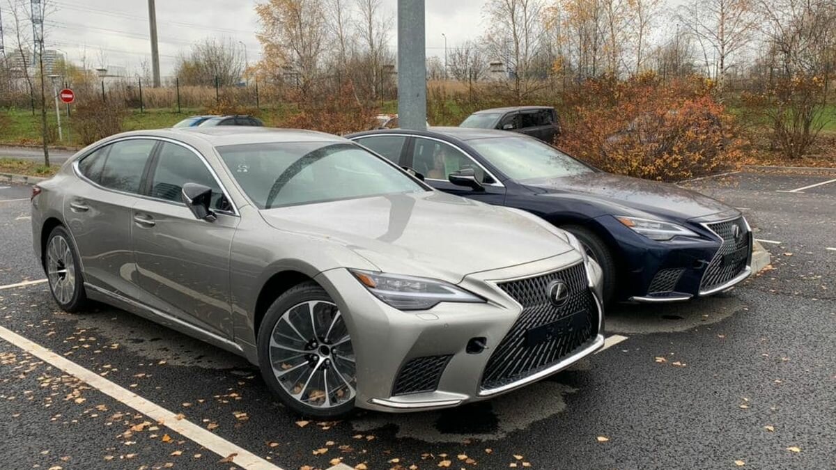 Обновлённый Lexus LS для России: первые фото