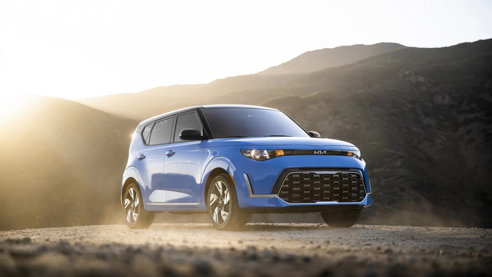 Kia Soul лишился мощного мотора, но получил доработанную внешность