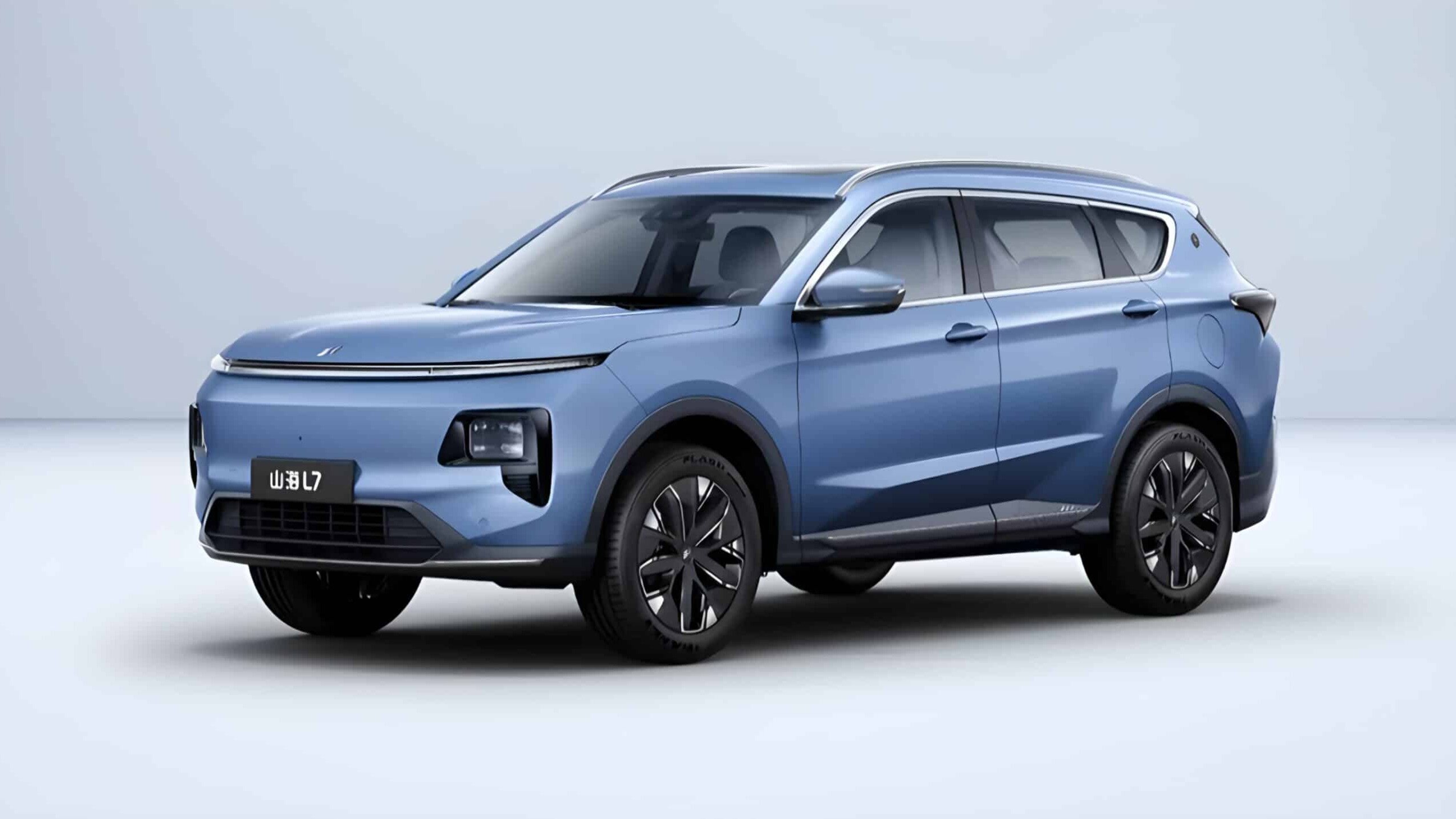 Jetour запустил продажи среднеразмерного гибридного кроссовера Shanhai L7